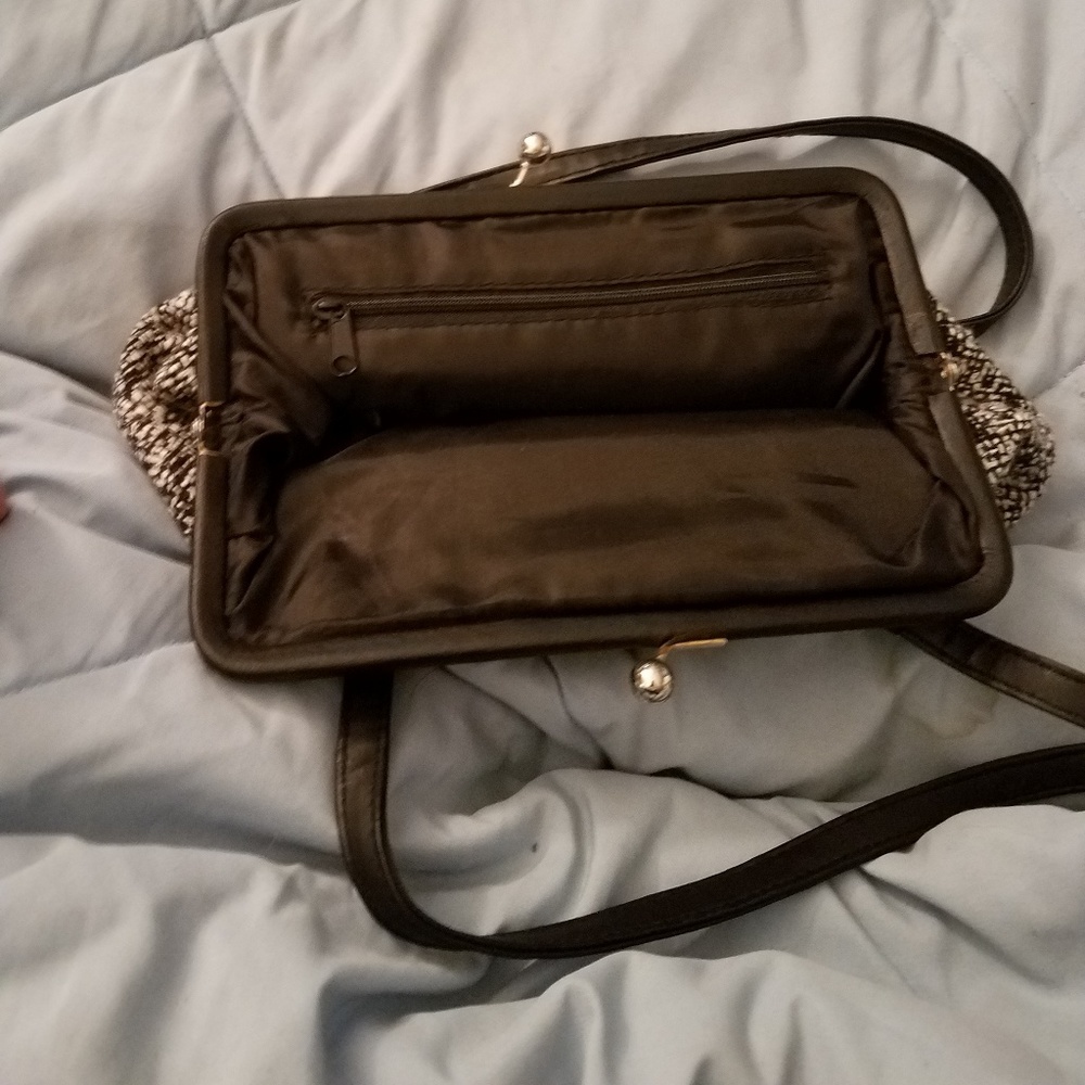 Handbag - Picture 3 of 4
